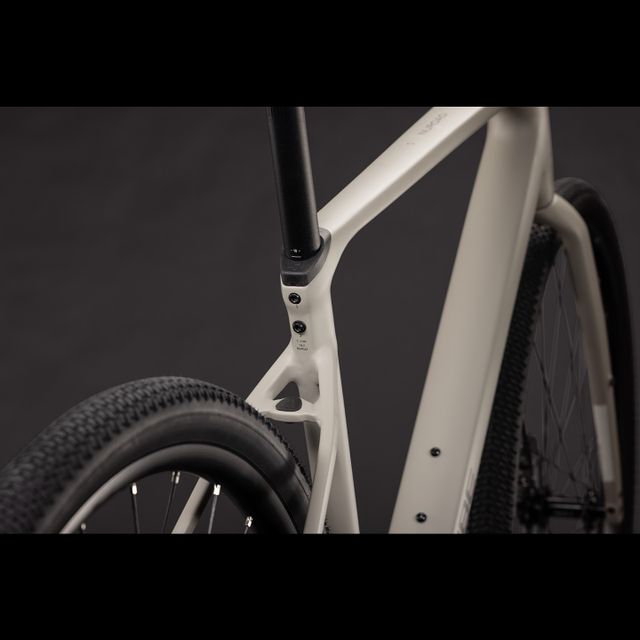 CUBE Nuroad EX 2027 gravel-pyörä